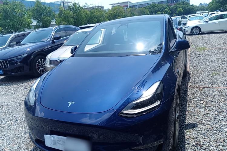 Used Tesla Model Y 2021 Long-Range All-Wheel-Drive Version 3D7 Front