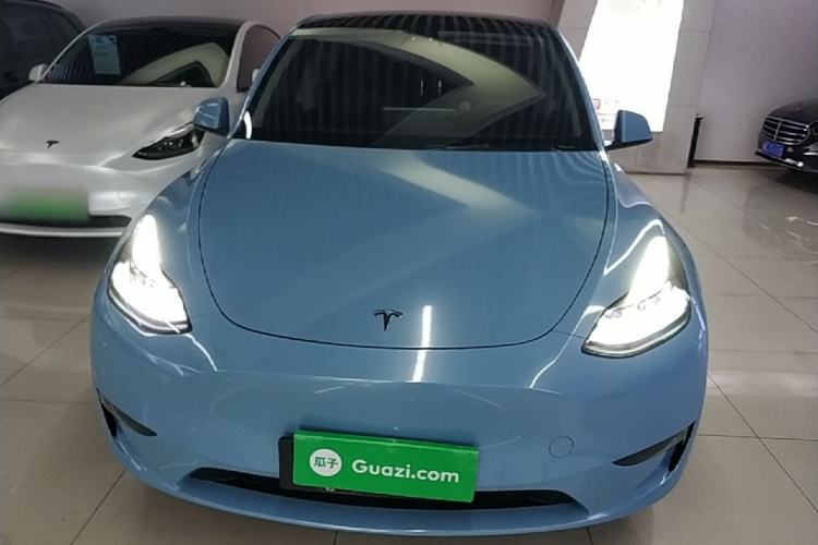 Used Tesla Model Y 2021 Standard Range Rear-Wheel Drive Version Front