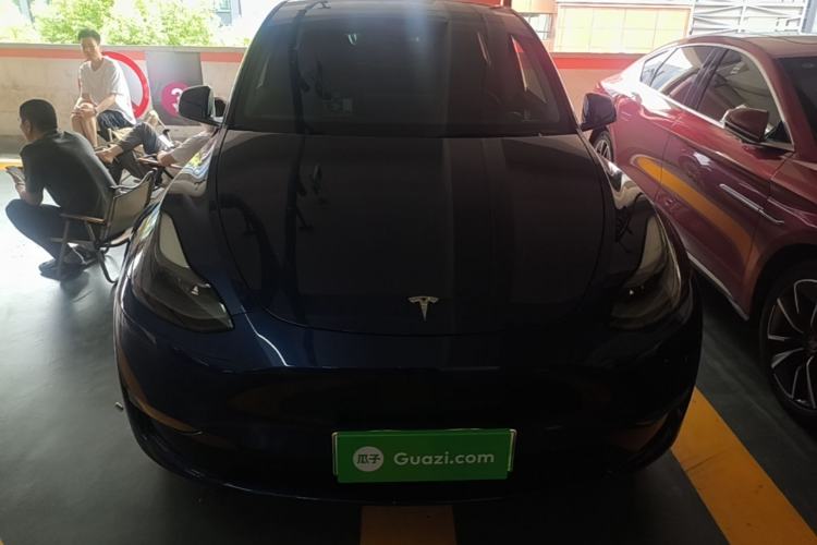 Used Tesla Model Y 2021 Long-Range All-Wheel-Drive Version Front