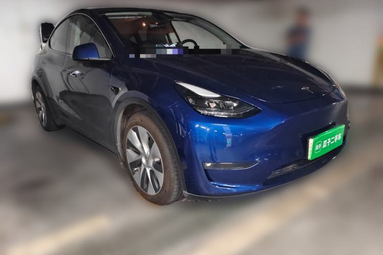 Used Tesla Model Y 2021 Long-Range All-Wheel-Drive Version 3D7 Front Right 45 Deg