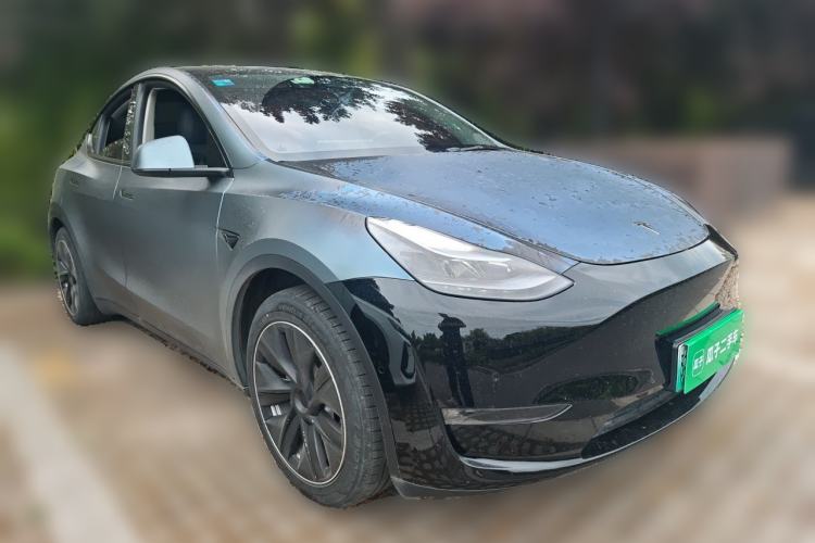 Used Tesla Model Y 2021 Standard Range Rear-Wheel Drive Version Front Right 45 Deg