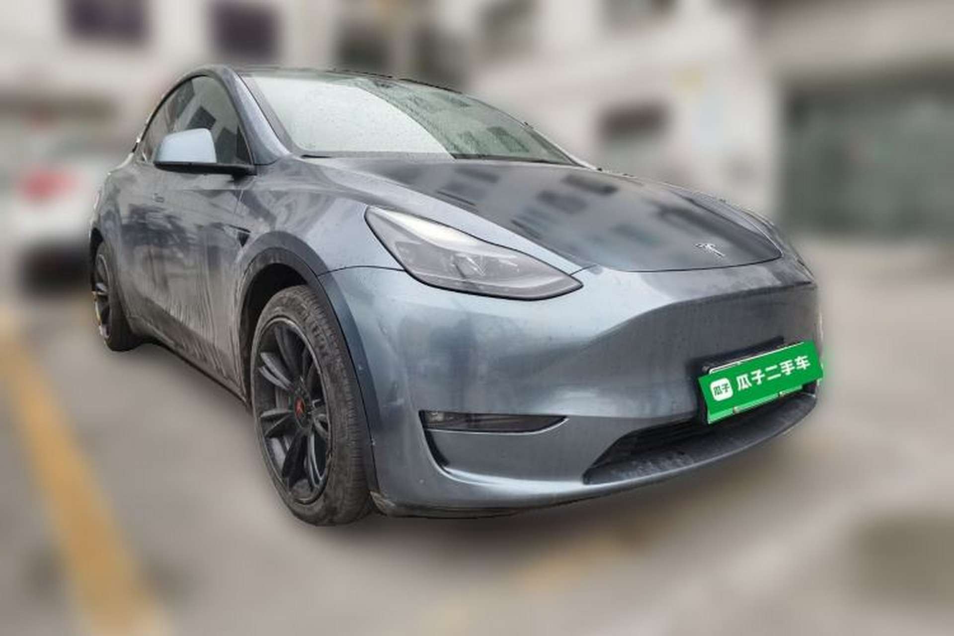 Used Tesla Model Y 2021 Long-Range All-Wheel-Drive Version Front Right 45 Deg