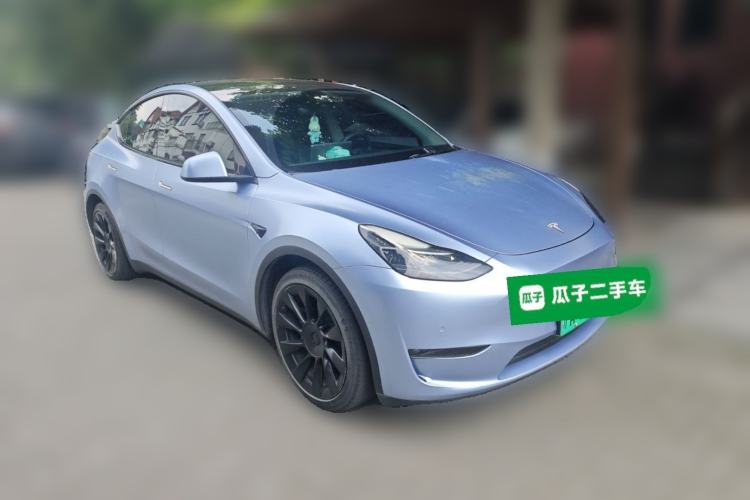Used Tesla Model Y 2021 Standard Range Rear-Wheel Drive Version Front Right 45 Deg