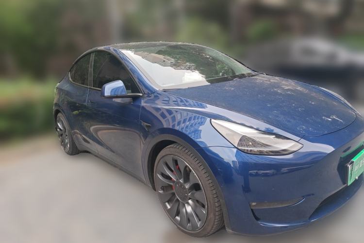 Used Tesla Model Y 2021 Performance High-Performance All-Wheel-Drive Version Front Right 45 Deg