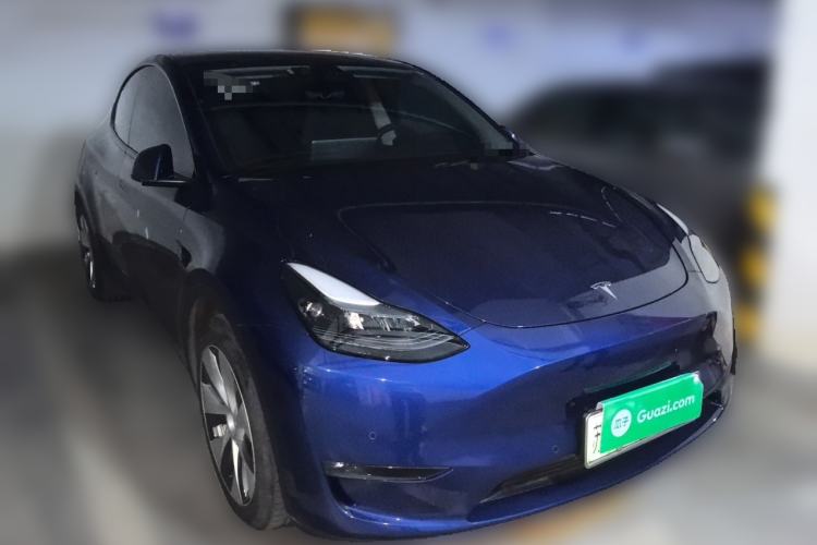 Used Tesla Model Y 2021 Standard Range Rear-Wheel Drive Version Front Right 45 Deg