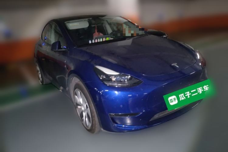 Used Tesla Model Y 2021 Standard Range Rear-Wheel Drive Version Front Right 45 Deg
