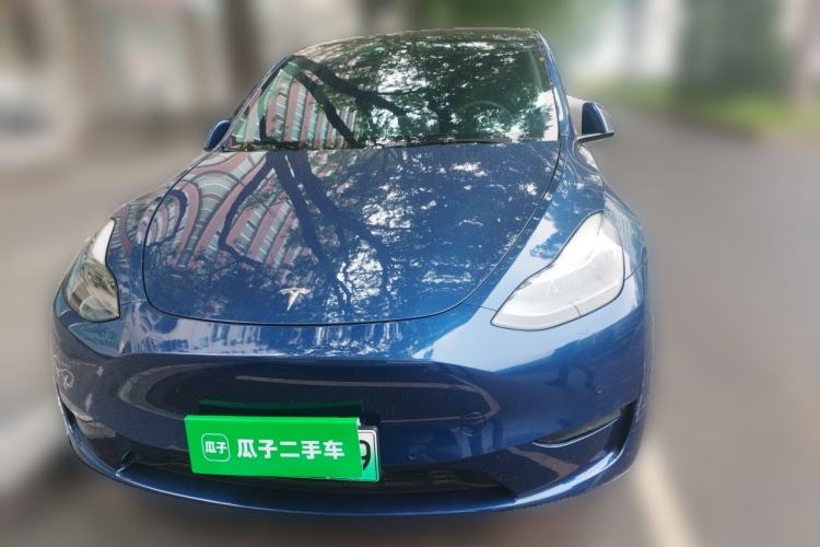 Used Tesla Model Y 2021 Long-Range All-Wheel-Drive Version Front