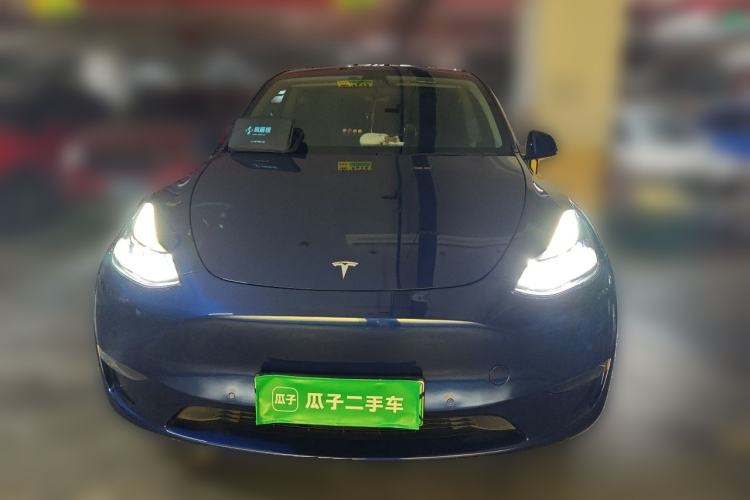Used Tesla Model Y 2021 Long-Range All-Wheel-Drive Version Front