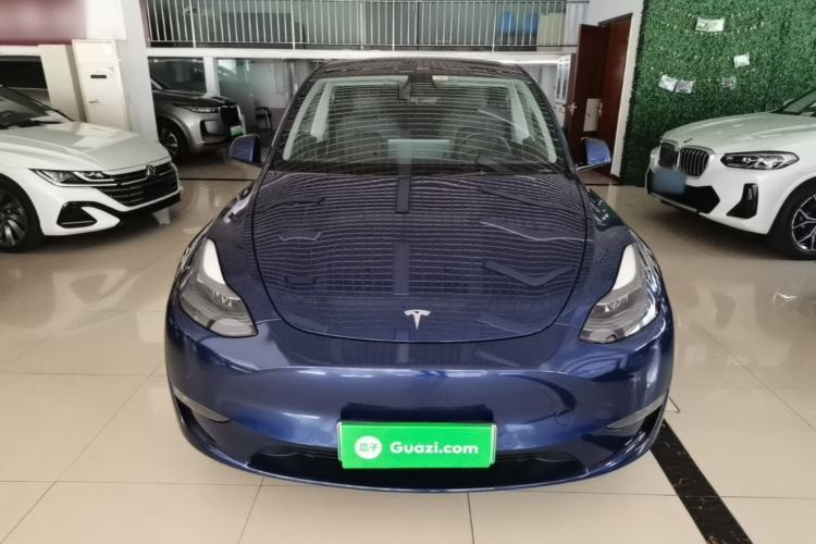 Used Tesla Model Y 2021 Long-Range All-Wheel-Drive Version Front