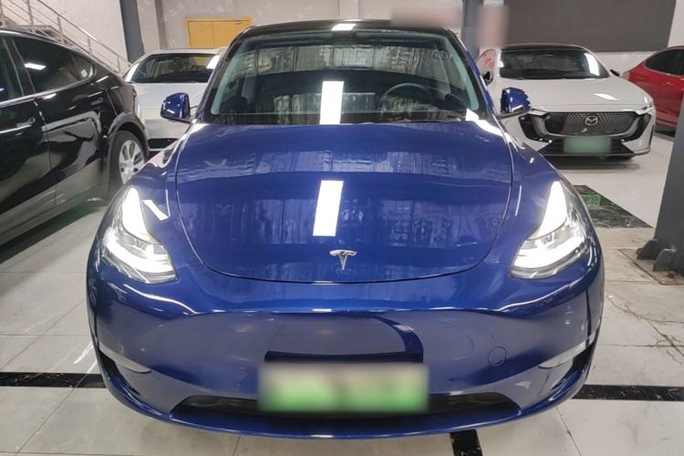 Used Tesla Model Y 2021 Long-Range All-Wheel-Drive Version 3D7 Front