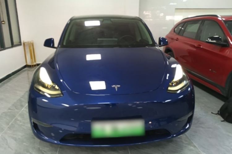 Used Tesla Model Y 2021 Long-Range All-Wheel-Drive Version Front