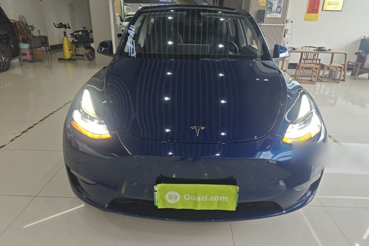 Used Tesla Model Y 2021 Standard Range Rear-Wheel Drive Version Front