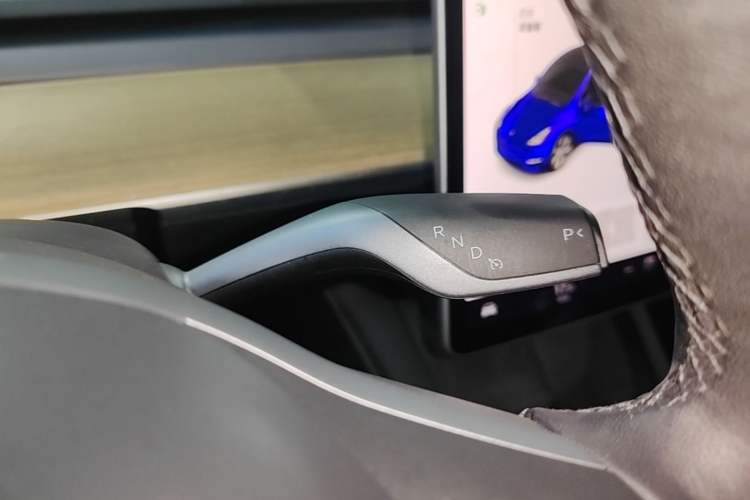Used Tesla Model Y 2021 Long-Range All-Wheel-Drive Version 3D7 Gear Lever