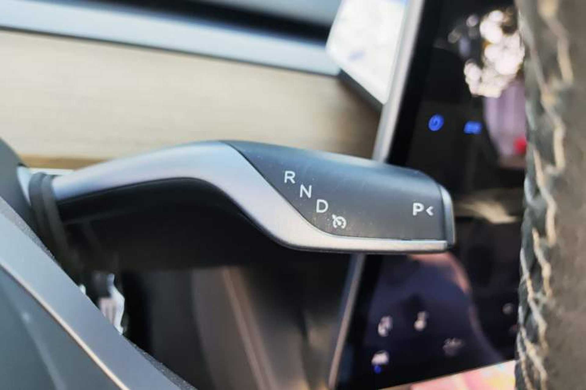 Used Tesla Model Y 2021 Standard Range Rear-Wheel Drive Version Gear Lever