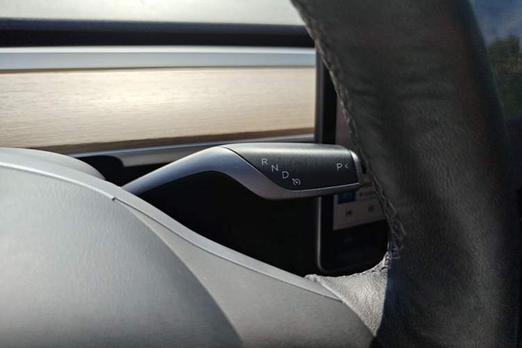 Used Tesla Model Y 2021 Long-Range All-Wheel-Drive Version Gear Lever
