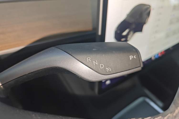Used Tesla Model Y 2021 Standard Range Rear-Wheel Drive Version Gear Lever