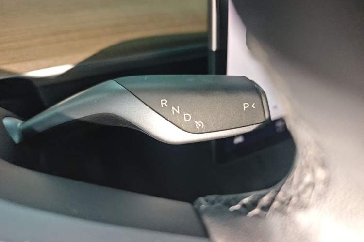 Used Tesla Model Y 2021 Standard Range Rear-Wheel Drive Version Gear Lever
