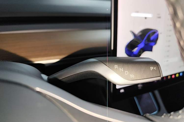 Used Tesla Model Y 2021 Long-Range All-Wheel-Drive Version Gear Lever