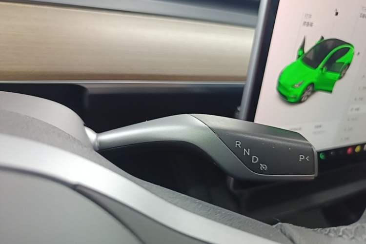 Used Tesla Model Y 2021 Long-Range All-Wheel-Drive Version Gear Lever