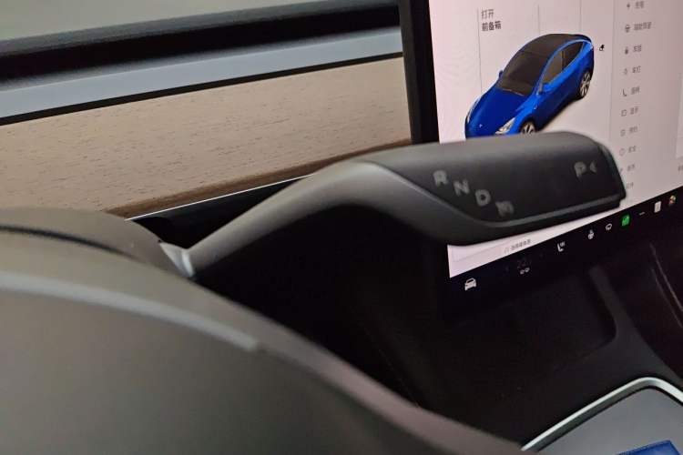 Used Tesla Model Y 2021 Long-Range All-Wheel-Drive Version Gear Lever
