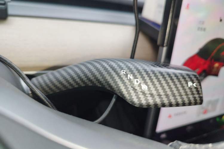 Used Tesla Model Y 2021 Long-Range All-Wheel-Drive Version 3D7 Gear Lever