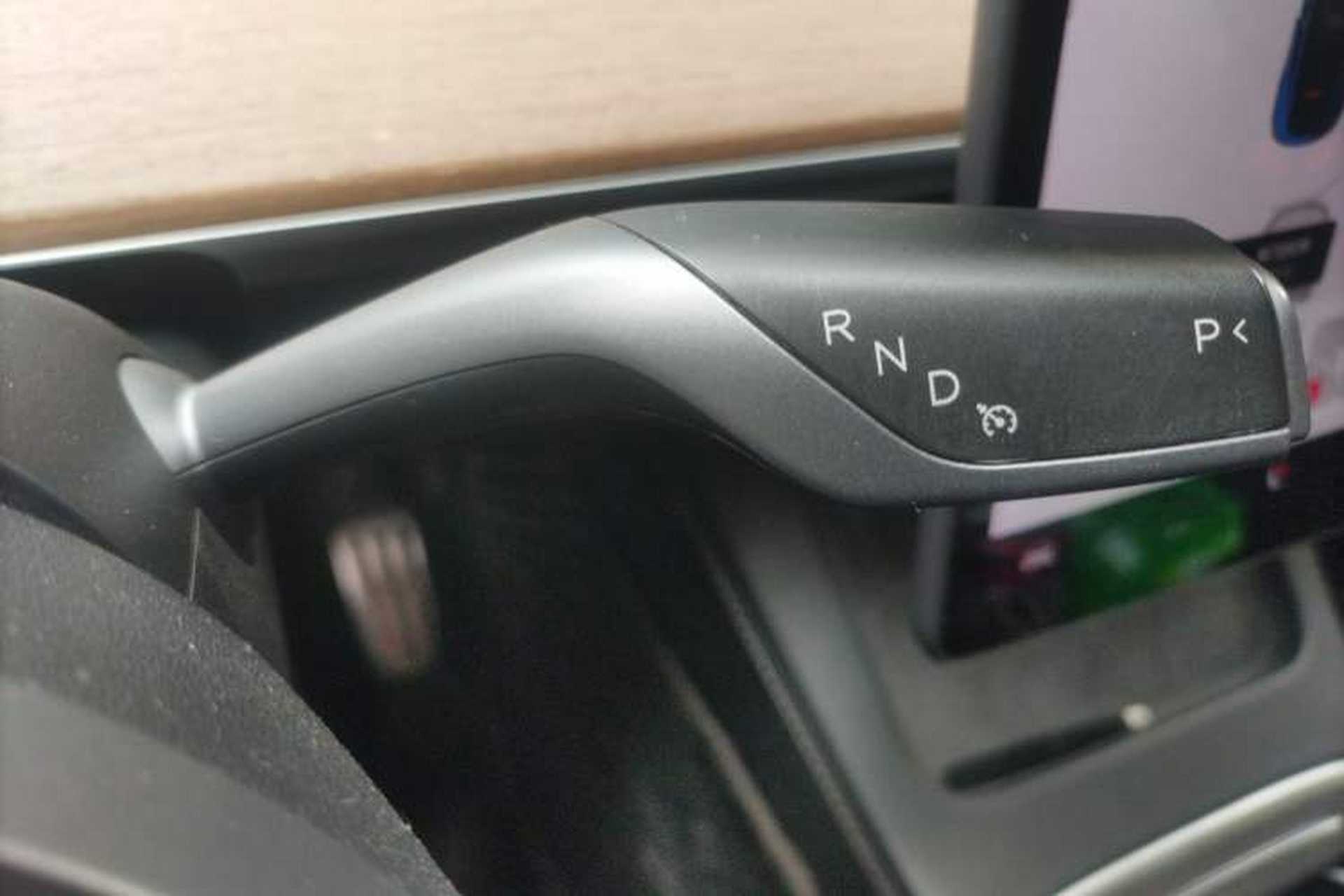 Used Tesla Model Y 2021 Long-Range All-Wheel-Drive Version Gear Lever