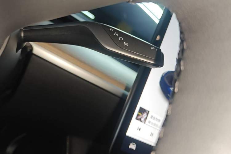 Used Tesla Model Y 2021 Long-Range All-Wheel-Drive Version Gear Lever