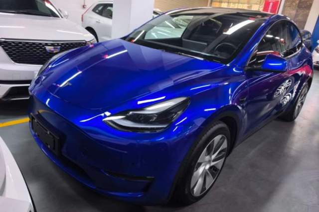 Tesla Model Y 2021 Standard Range Rear-Wheel Drive Version مستعملة