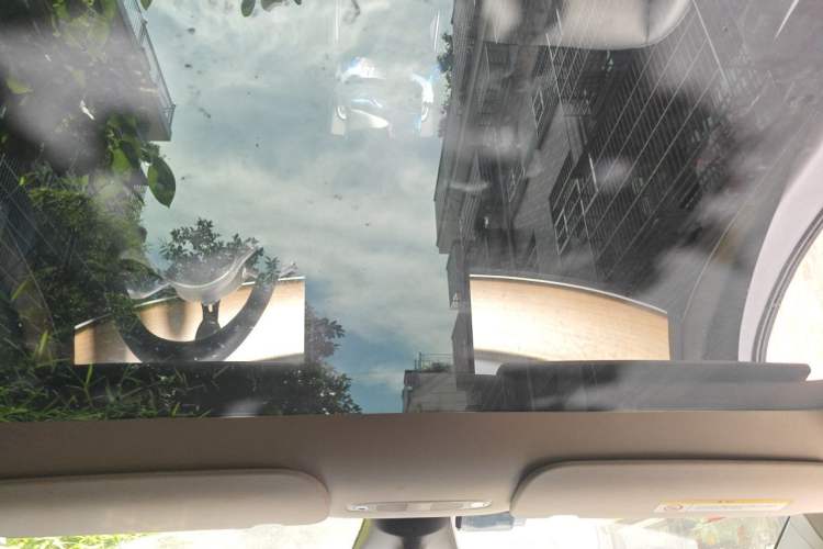 Used Tesla Model Y 2021 Long-Range All-Wheel-Drive Version 3D7 Headliner