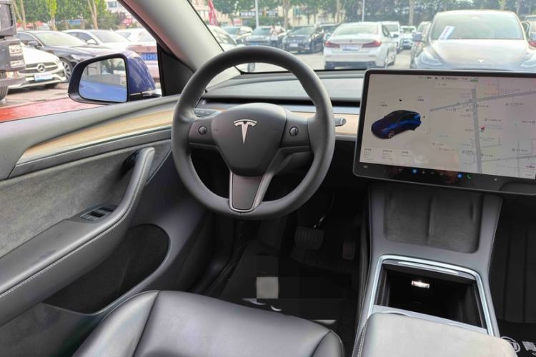 Used Tesla Model Y 2021 Standard Range Rear-Wheel Drive Version Interior 1