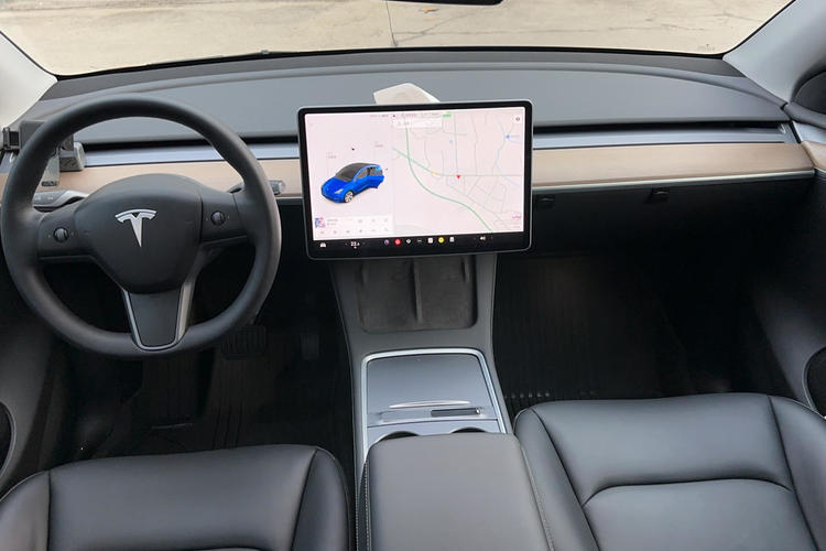 Used Tesla Model Y 2021 Standard Range Rear-Wheel Drive Version Interior 3