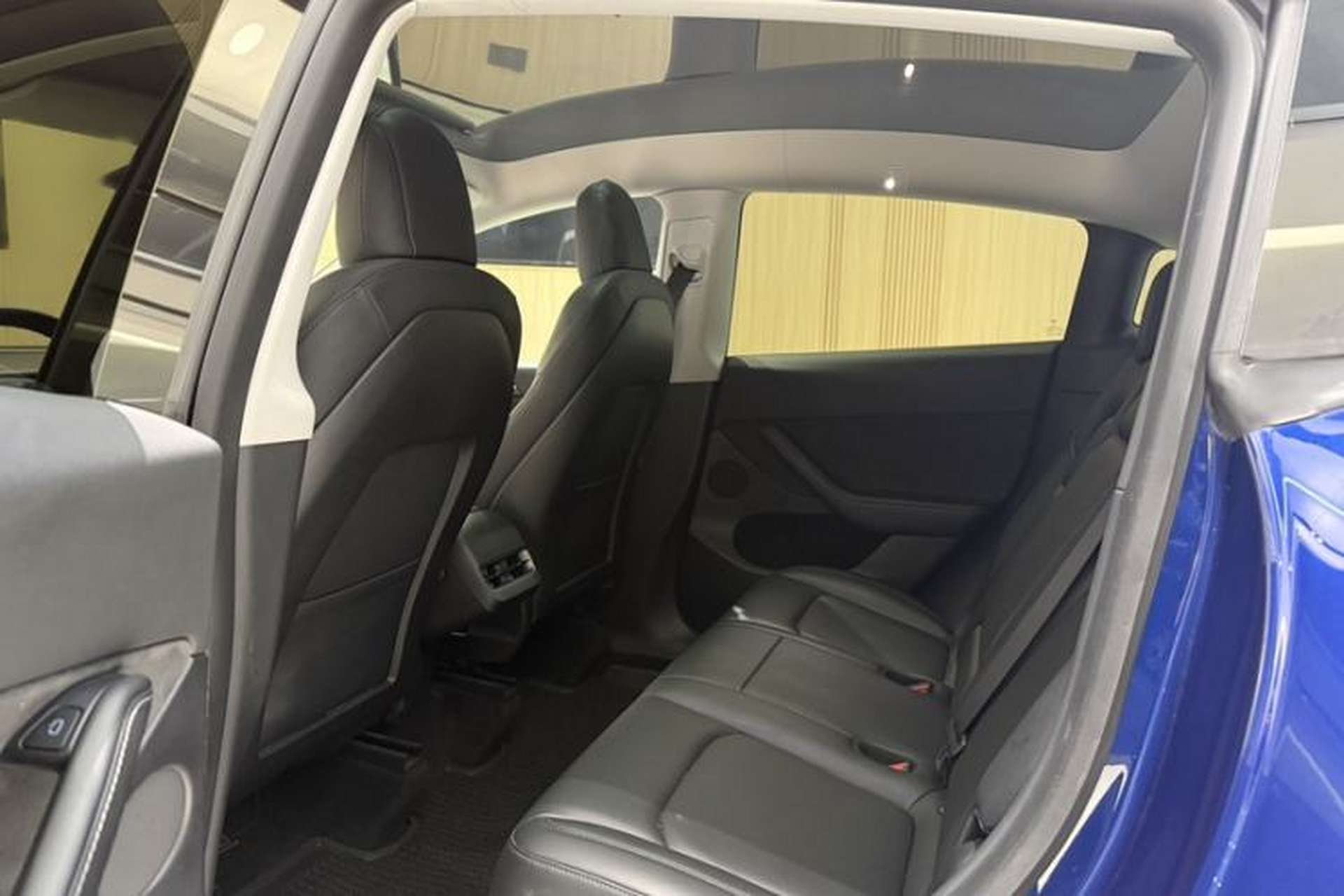 Used Tesla Model Y 2021 Performance High-Performance All-Wheel-Drive Version Interior 4