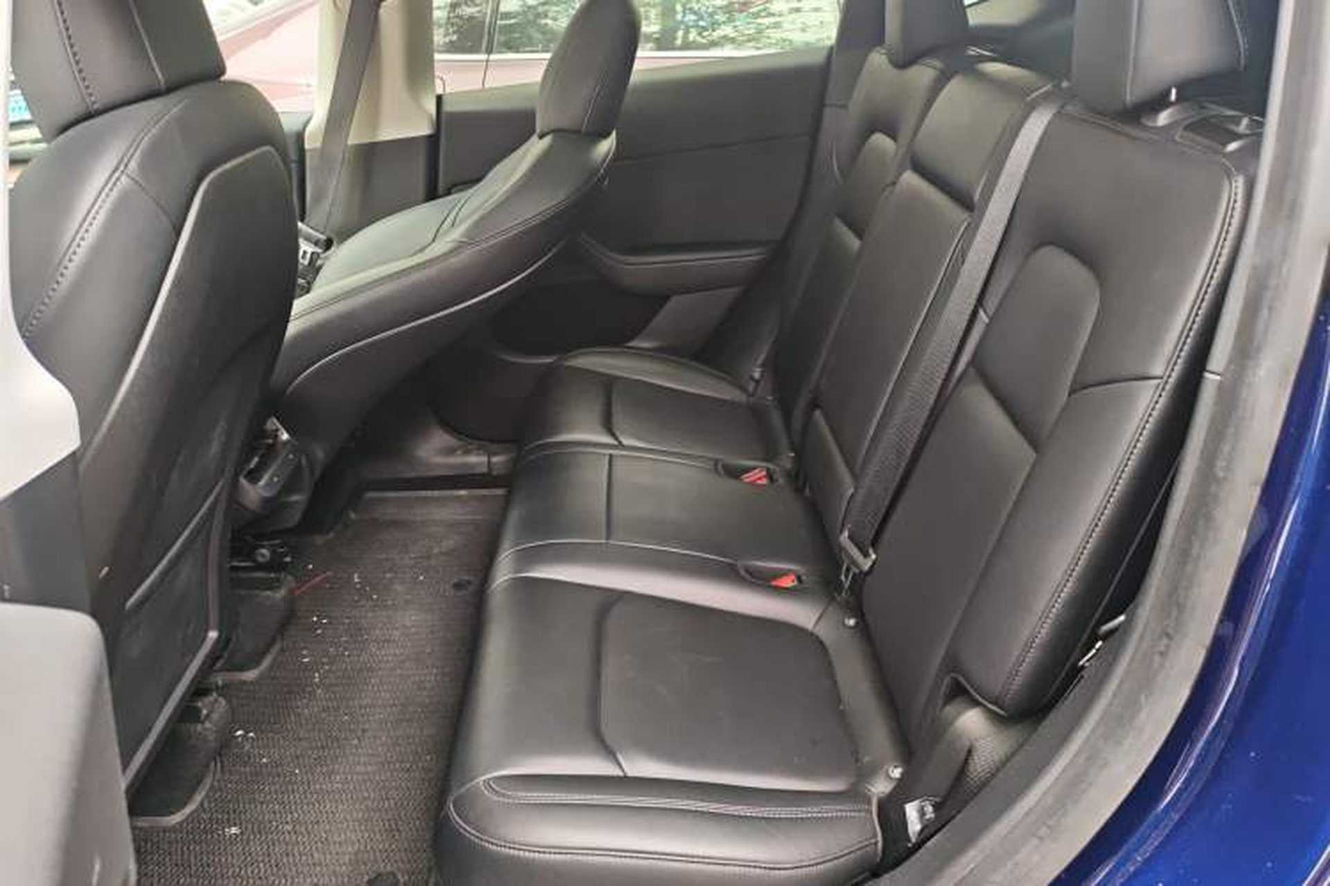 Used Tesla Model Y 2021 Performance High-Performance All-Wheel-Drive Version Interior 4