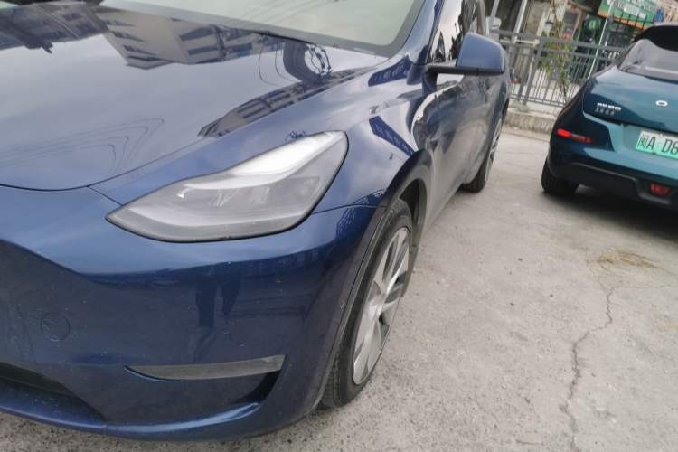 Used Tesla Model Y 2021 Long-Range All-Wheel-Drive Version Left Front Headlight
