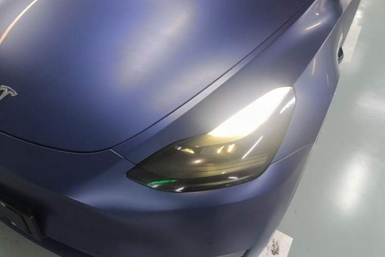 Used Tesla Model Y 2021 Long-Range All-Wheel-Drive Version Left Front Headlight