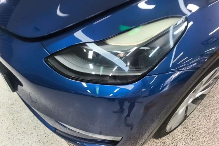 Used Tesla Model Y 2021 Standard Range Rear-Wheel Drive Version Left Front Headlight