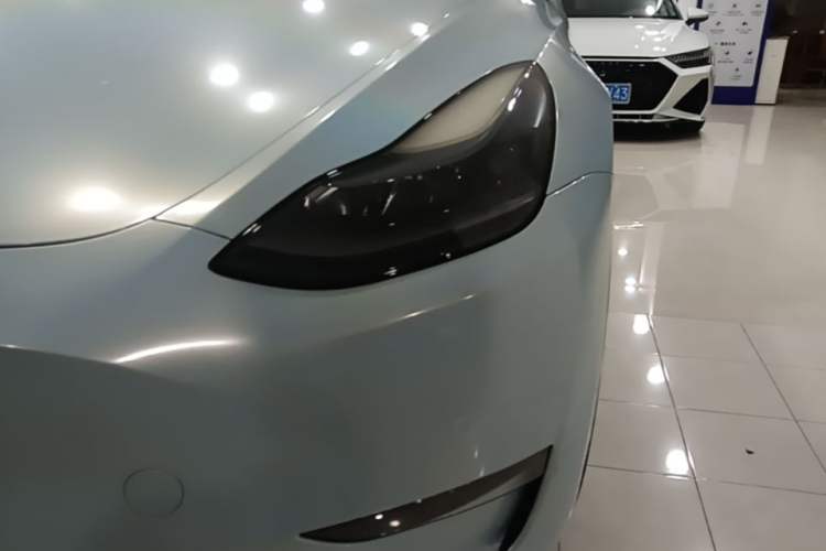 Used Tesla Model Y 2021 Standard Range Rear-Wheel Drive Version Left Front Headlight