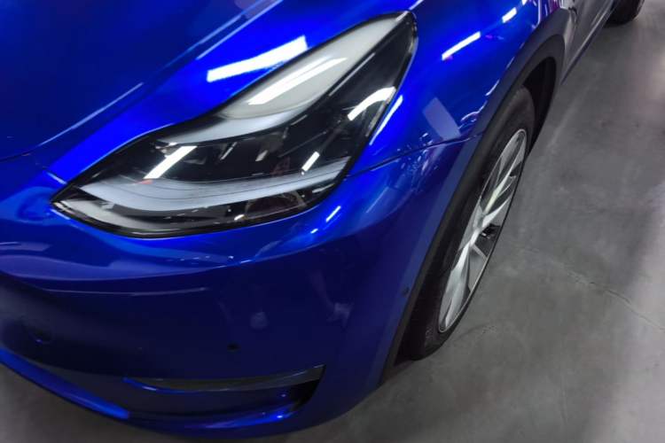 Used Tesla Model Y 2021 Standard Range Rear-Wheel Drive Version Left Front Headlight