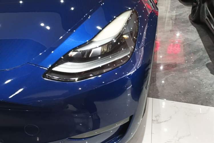 Used Tesla Model Y 2021 Long-Range All-Wheel-Drive Version Left Front Headlight