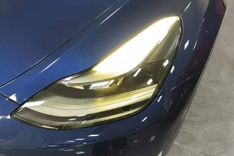 Used Tesla Model Y 2021 Long-Range All-Wheel-Drive Version Left Front Headlight