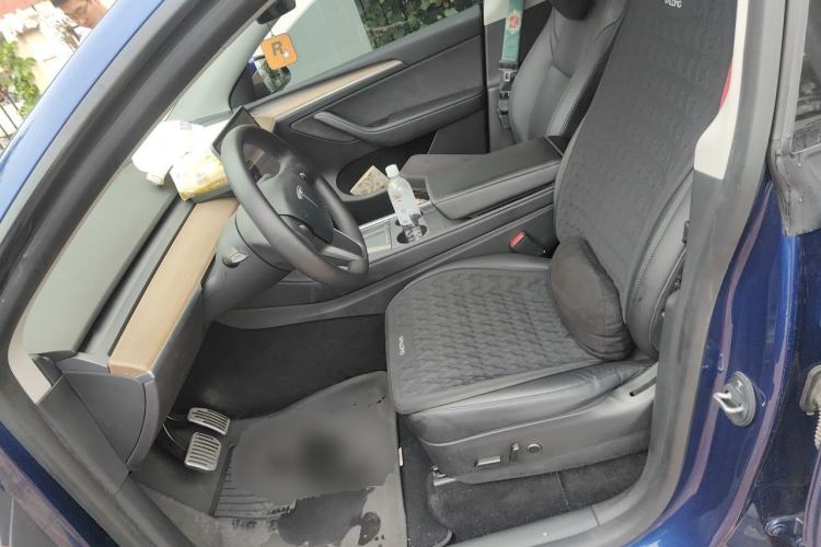 Used Tesla Model Y 2021 Long-Range All-Wheel-Drive Version 3D7 Left Front Seat