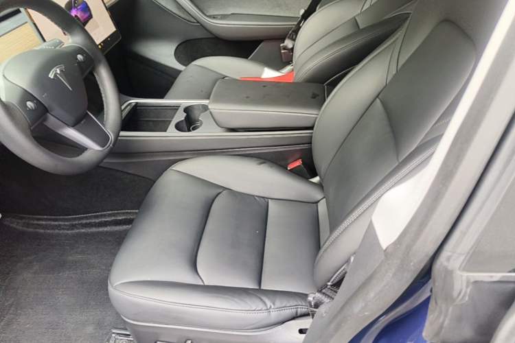 Used Tesla Model Y 2021 Performance High-Performance All-Wheel-Drive Version Left Front Seat
