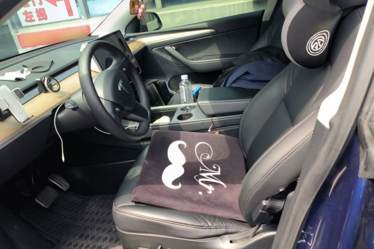 Used Tesla Model Y 2021 Long-Range All-Wheel-Drive Version Left Front Seat