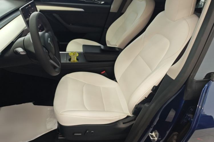 Used Tesla Model Y 2021 Long-Range All-Wheel-Drive Version 3D7 Left Front Seat