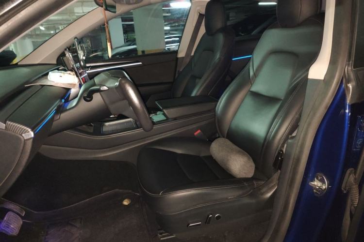 Used Tesla Model Y 2021 Long-Range All-Wheel-Drive Version Left Front Seat
