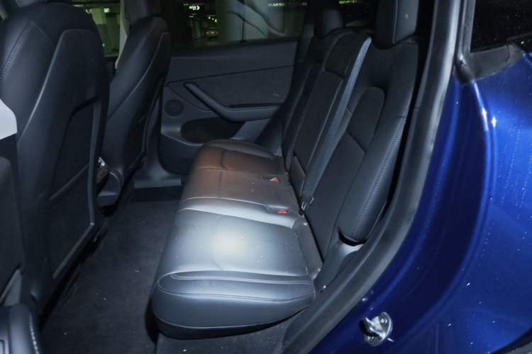 Used Tesla Model Y 2021 Long-Range All-Wheel-Drive Version 3D7 Left Rear Seat