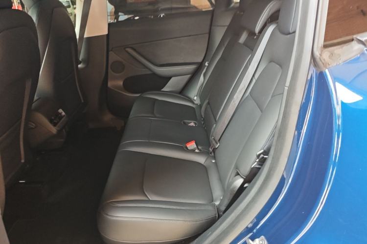 Used Tesla Model Y 2021 Long-Range All-Wheel-Drive Version 3D7 Left Rear Seat