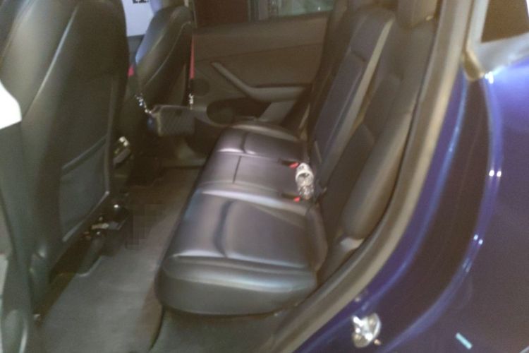 Used Tesla Model Y 2021 Long-Range All-Wheel-Drive Version Left Rear Seat