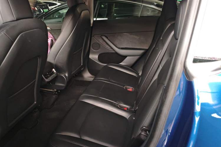 Used Tesla Model Y 2021 Long-Range All-Wheel-Drive Version 3D7 Left Rear Seat