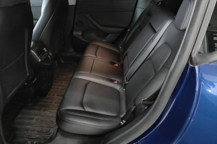 Used Tesla Model Y 2021 Long-Range All-Wheel-Drive Version 3D7 Left Rear Seat